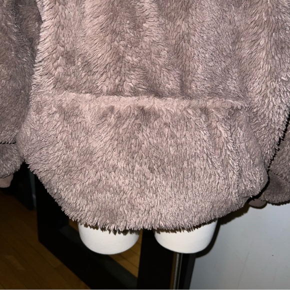 ASOS DESIGN Oversized Brown Sherpa/Faux Fur Hoodie - Large - Picture 7 of 13